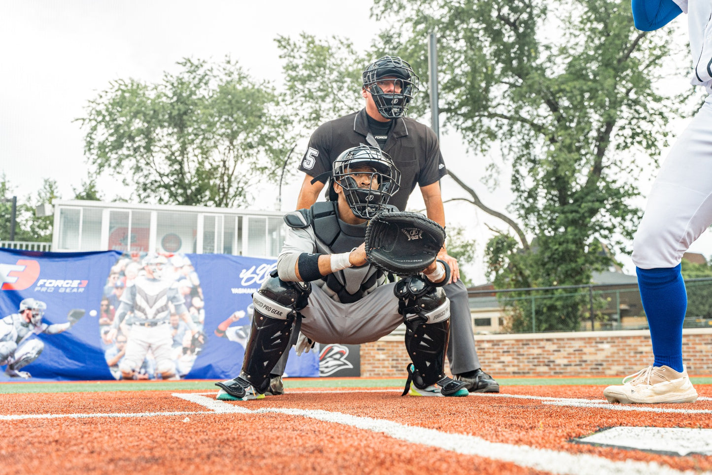 Defender Catcher Two-Tone Shin Guards with Dupont™ Kevlar®