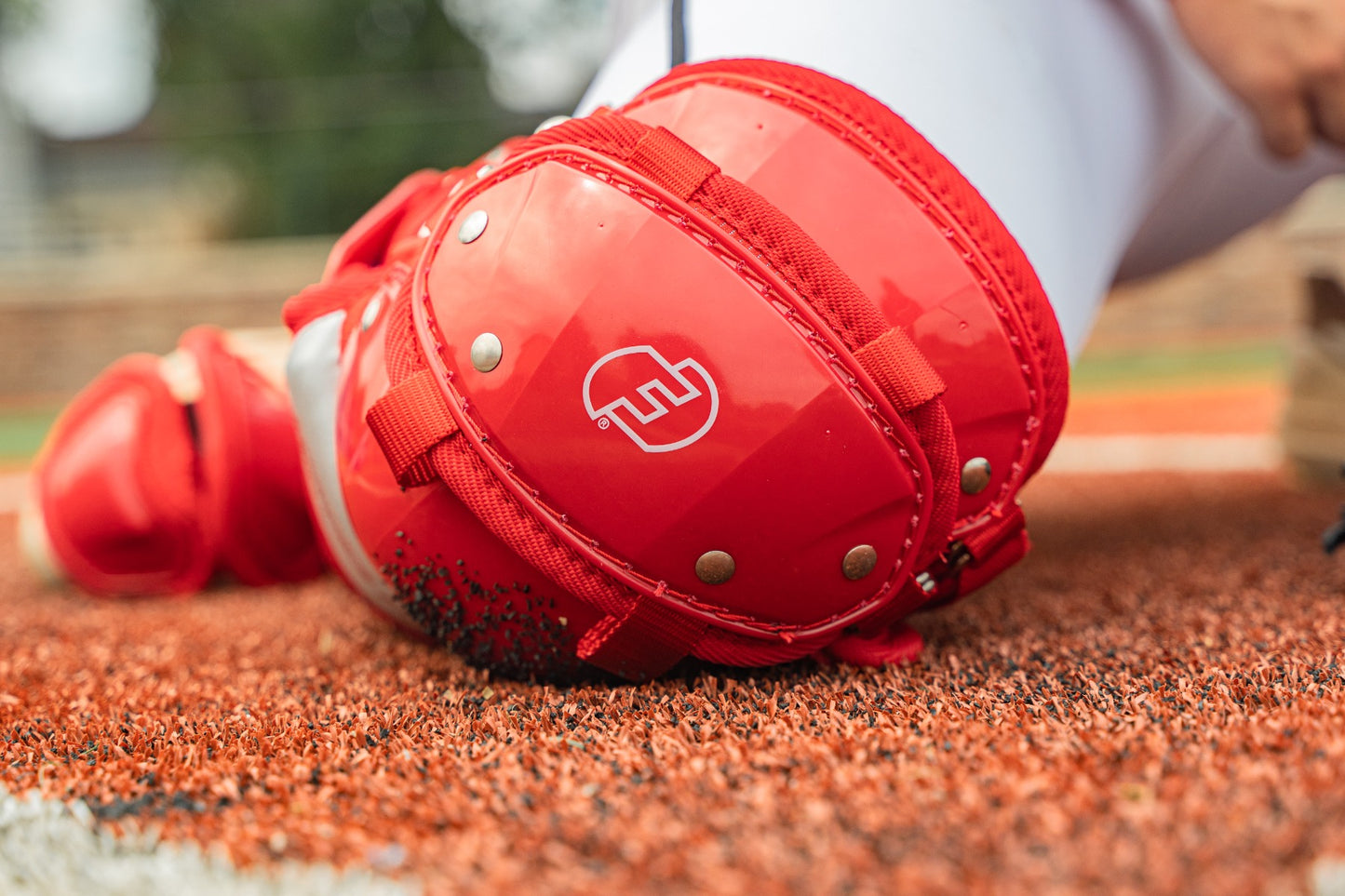 Defender Catcher Two-Tone Shin Guards with Dupont™ Kevlar®