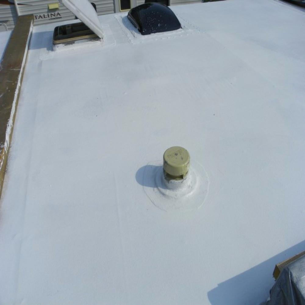 RV roof with roof sealing coating