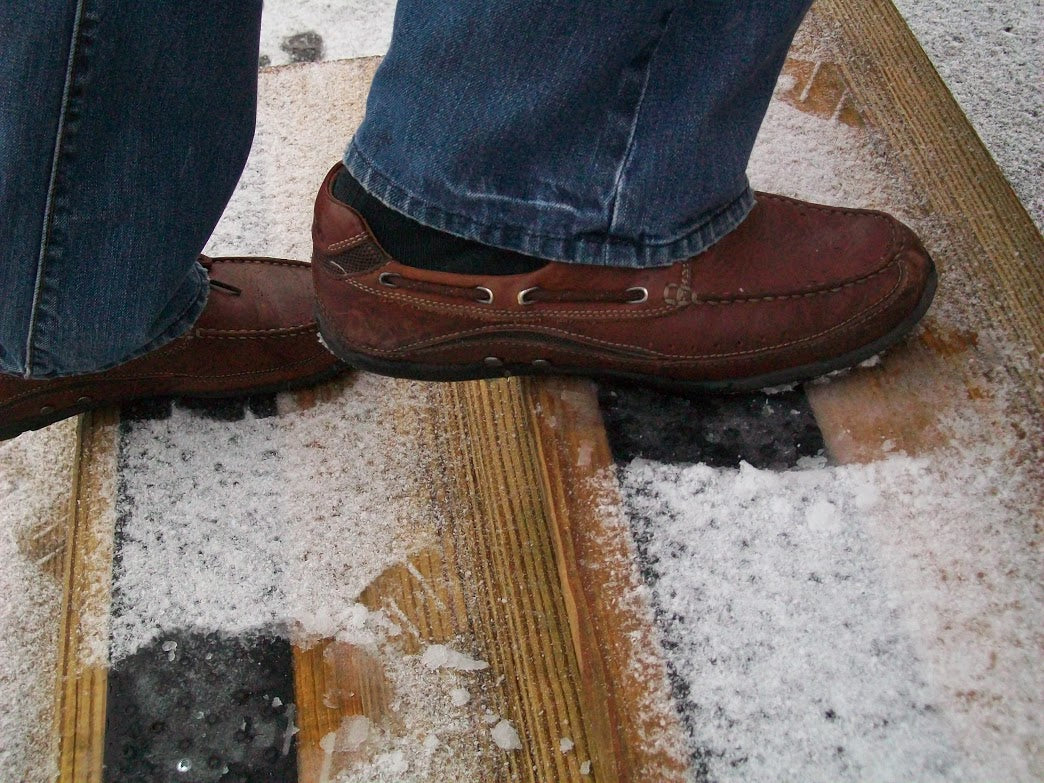 Handi-Tread Aluminium Non-Skid Surface 30"