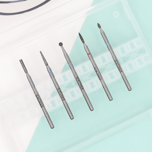 RUSSIAN MANICURE KIT