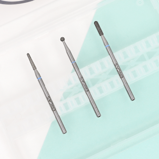 CLASSIC DRY MANI KIT